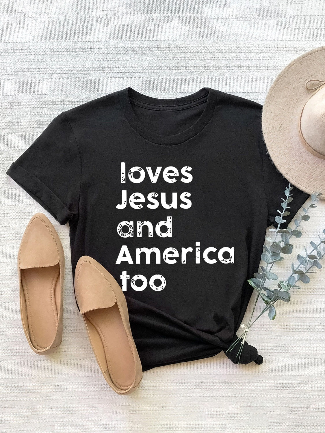 Camiseta de manga corta con cuello redondo y gráfico de letras