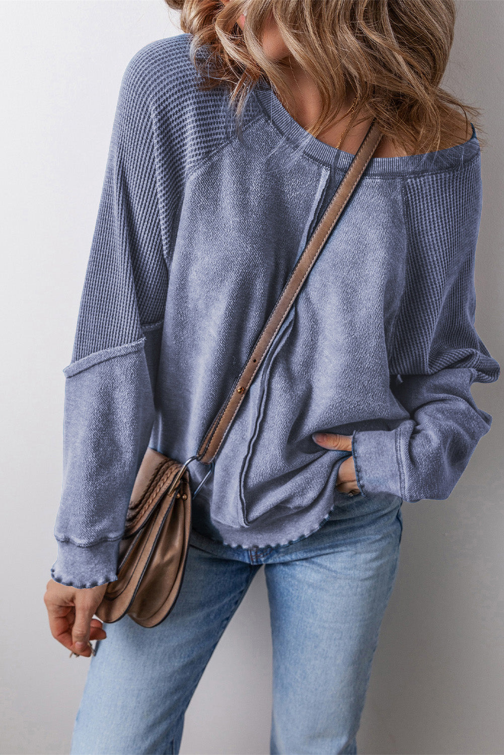 Sudadera de cuello redondo y manga larga