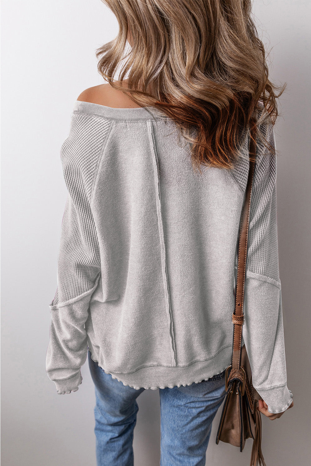 Sudadera de cuello redondo y manga larga