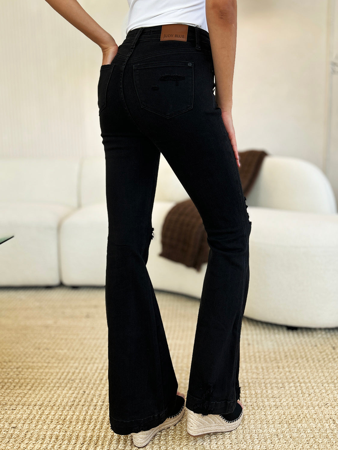 Vaqueros desgastados de talle alto y talla grande de Judy Blue