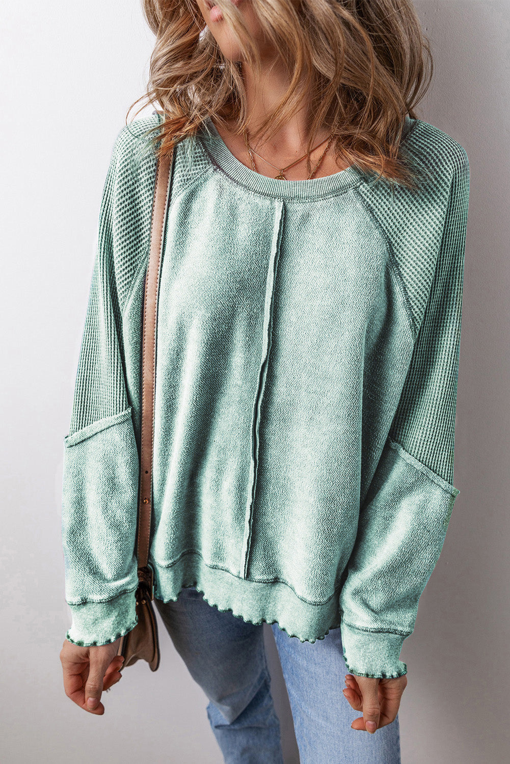 Sudadera de cuello redondo y manga larga