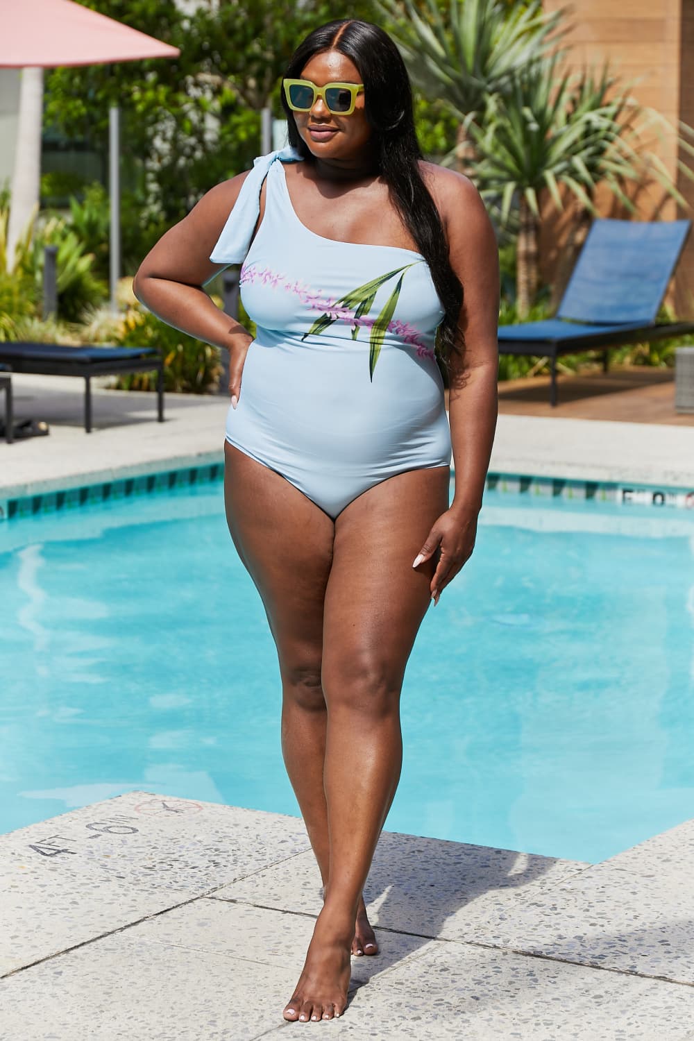 Traje de baño de un hombro Vacay Mode de Marina West Swim en azul pastel