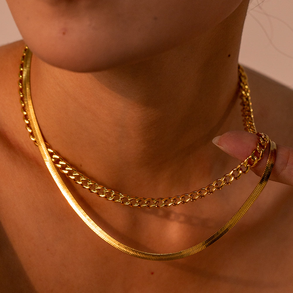 Collar de doble capa bañado en oro de 18 quilates