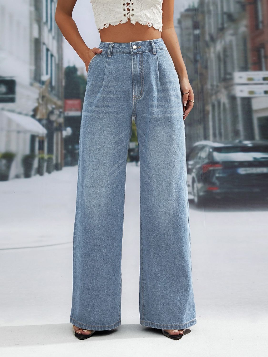 Jeans de pierna ancha con bolsillos